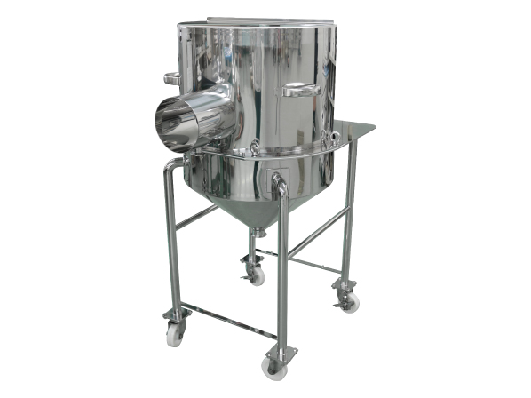 Stainless steel tank for solvent cleaning with exposure measures